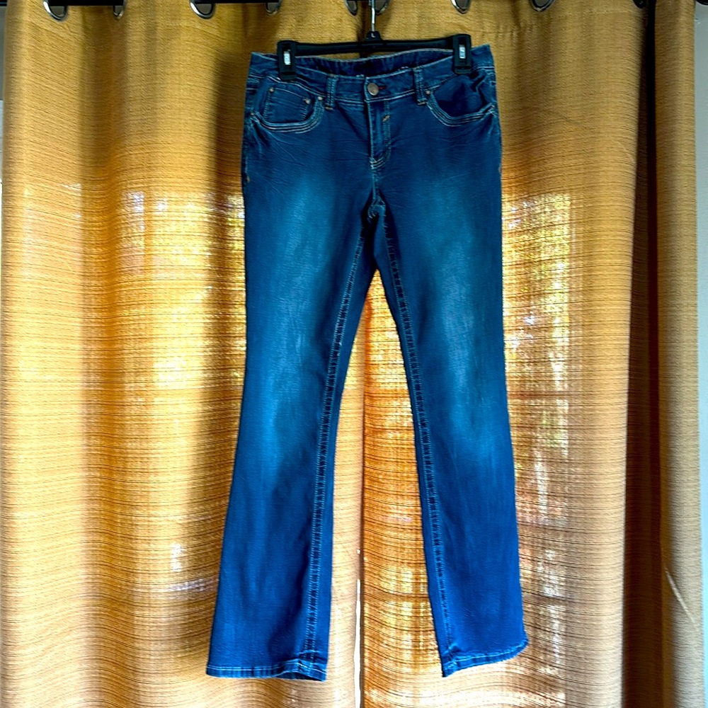 🌸 3/$25 Red Camel~ Jeans Size 11